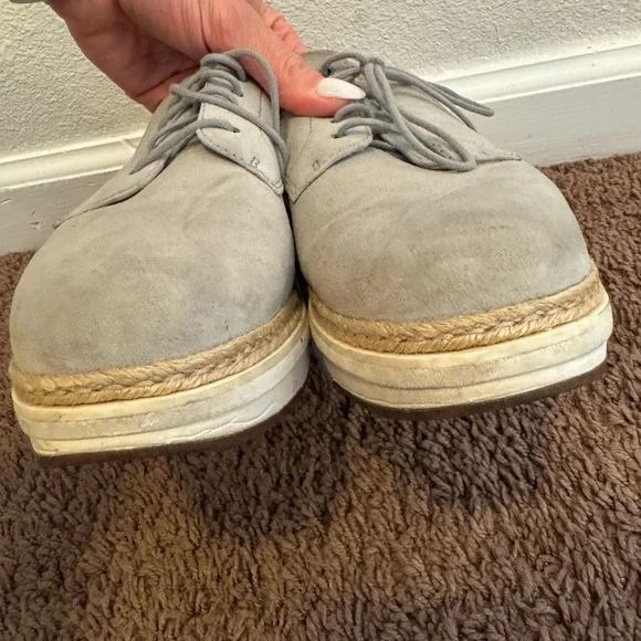 Clarks Teadale Rhea Oxfords Light Grey Suede Shoes Size 10 - Picture 4 of 11